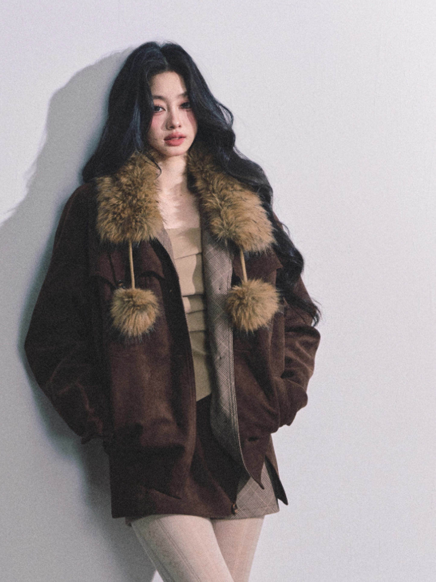 少也眼 Miu-Style Two-Piece Set – French Hepburn Jacket & Plaid Mini Skirt (Brown)