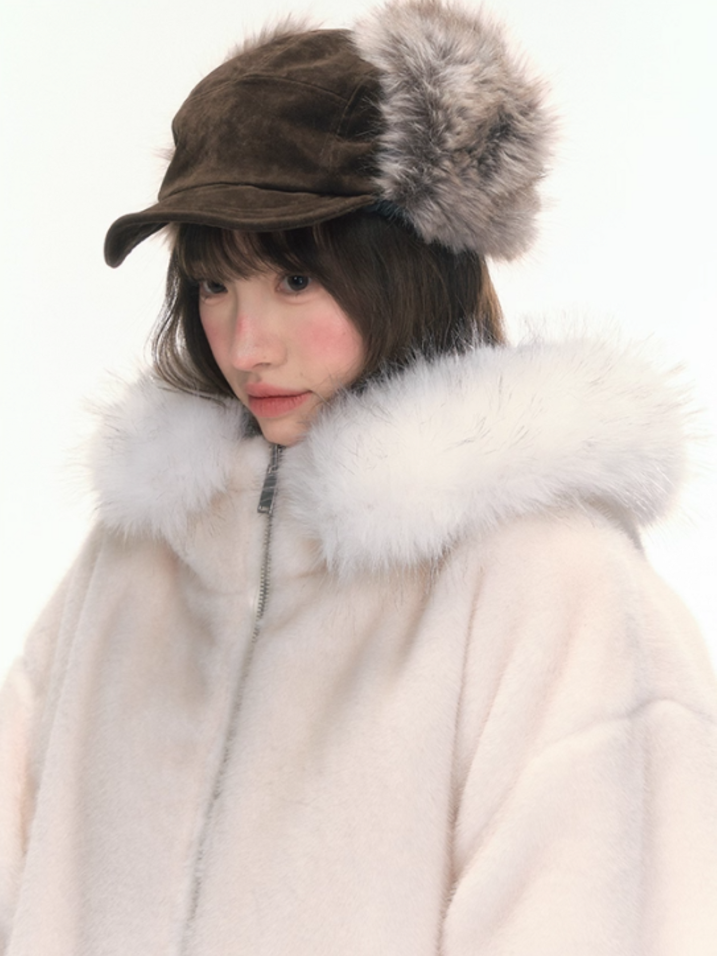 "Dreamscape" White Reversible Faux-Fur Aviator Jacket LL2025474