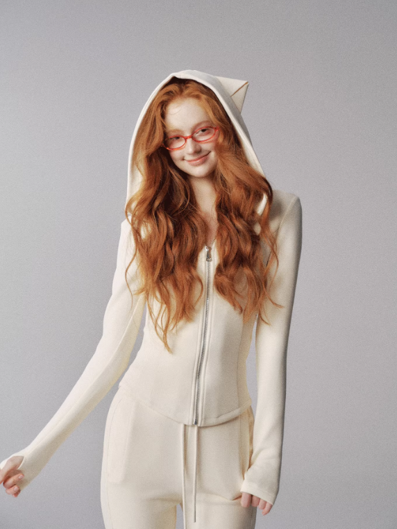 "心动极好" Cat-Ear Cropped Hoodie Two-Piece Set (Crisp White)