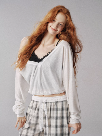 "水波温柔" V-Neck Batwing Sleeve Knit Cardigan Set (White)
