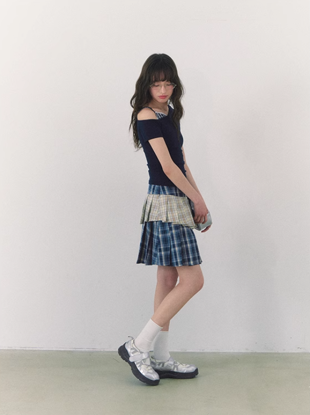 罐头粪便 - Preppy Gingham Patchwork One-Shoulder Tee – Slim Fit Summer Style