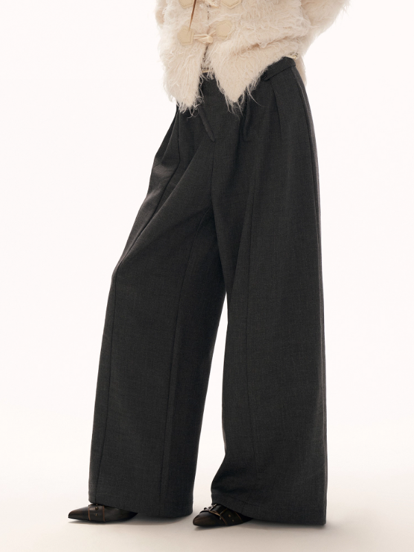 MAMC - Fleece-Lined Grey Relaxed Straight-Leg Trousers WE903