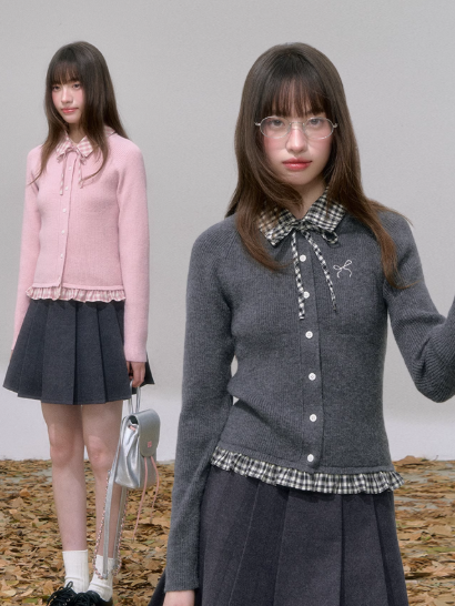 '素描与情书' Preppy Knit Sweater – Removable Plaid Collar + Bow Embroidery