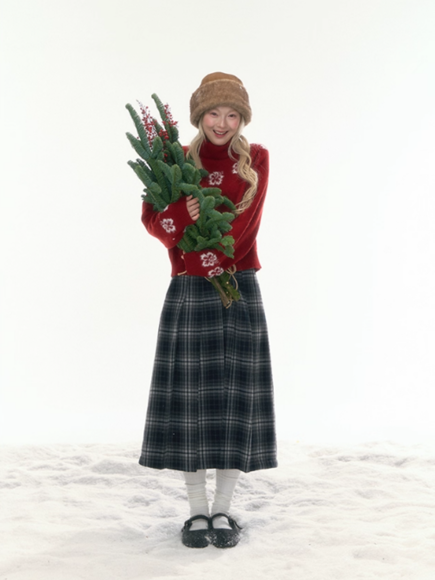 "Off-Season Garden" Red Jacquard Wool Turtleneck Knit Top LL2025304