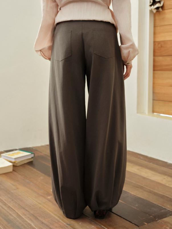 DAILY ARTIST - Coffee Brown Vintage Pleated Balloon Trousers