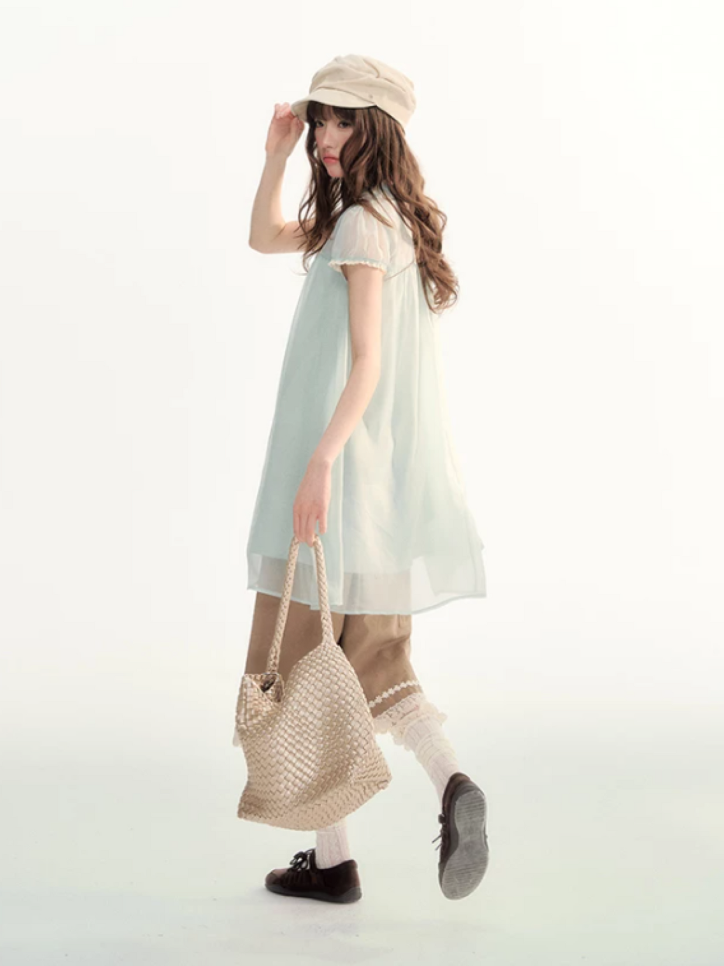 Caramel Lace Trim Cropped Straight-Leg Pants WW2026085