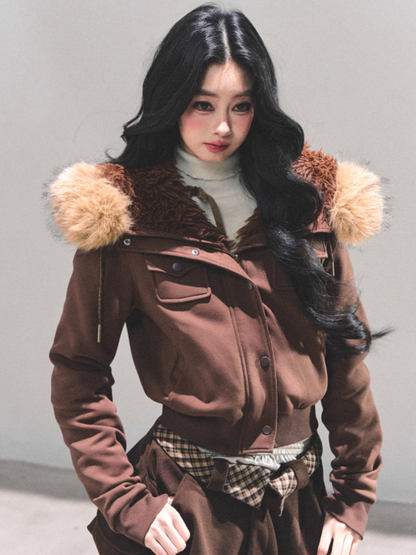 少也眼 “Snowvel Embrace” Hooded Sherpa Jacket - Coffee Brown 874351