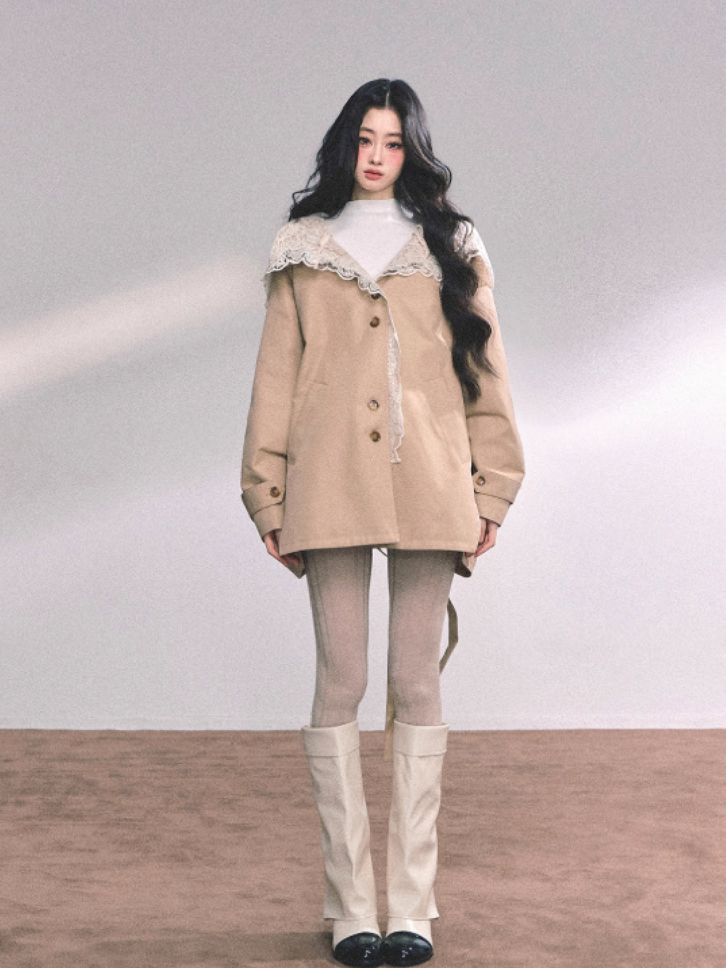 "维罗纳冬日" French Lace Hooded Trench Coat