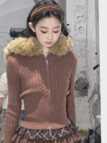 少也眼 “Sunset Left Behind” Knit Sweater Hoodie with Detachable Fur Trim 143685435