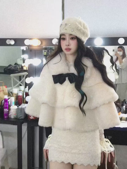 少也眼 “When the First Snow Falls" Plush Winter Cape Coat