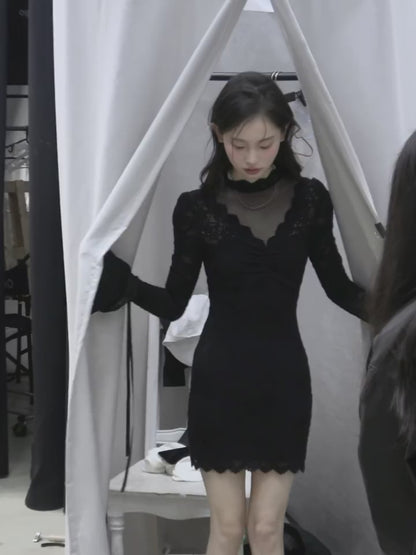 少也眼 “The Moment of the Full Moon" French Lace Winter Dress - Black 845613